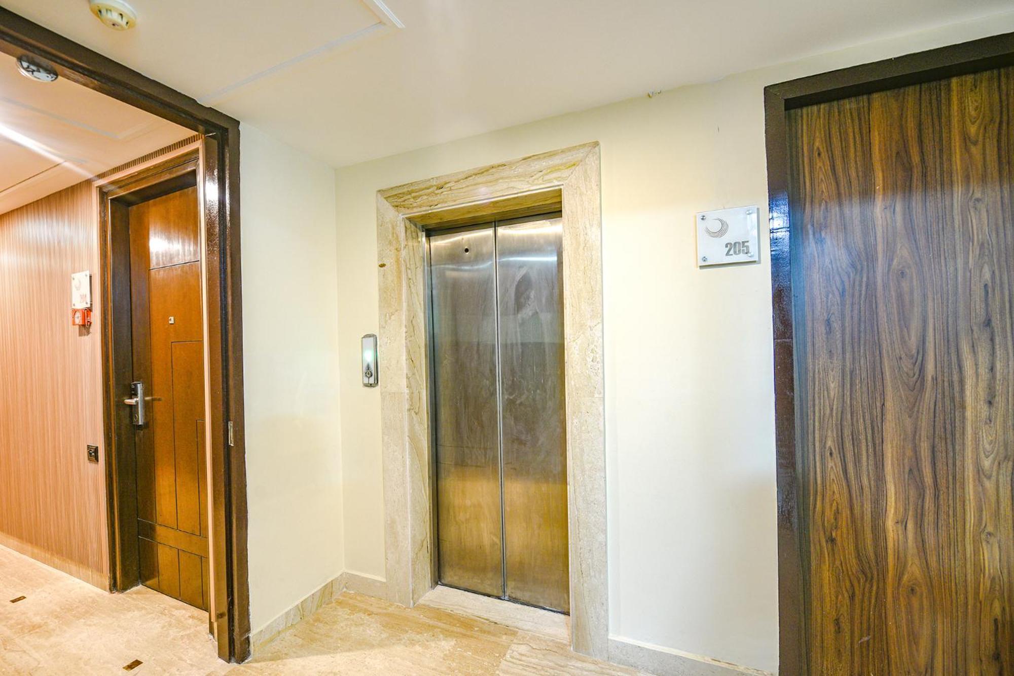 Fabhotel Aashraye New Delhi Exterior photo